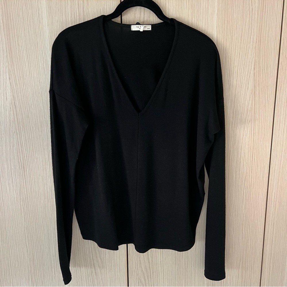 Rag & Bone Classic Black V-Neck Top